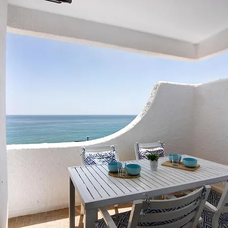 Apartment Moderno E Renovado T2 *