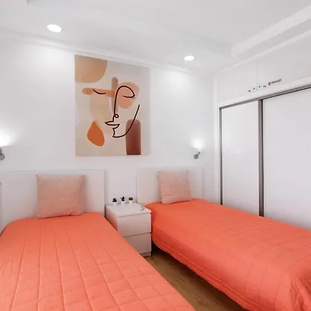 Apartment Moderno E Renovado T2 Quarteira