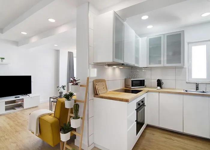 Moderno E Renovado T2 Appartamento Quarteira