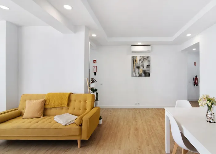 Moderno E Renovado T2 *