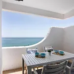 Apartment Moderno E Renovado T2 *