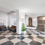 Moderno E Renovado T2 Apartment *